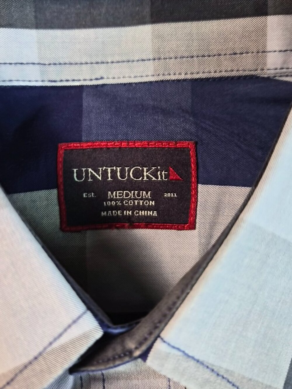 UNTUCKit Long Sleeve Button Shirt Mens Medium Slim Fit Blue Purple Plaid G005 - Picture 4 of 11